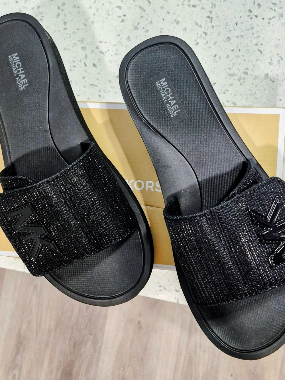 Bran new MICHAEL Michael Kors Black Slip-On Slide Sandals size 10